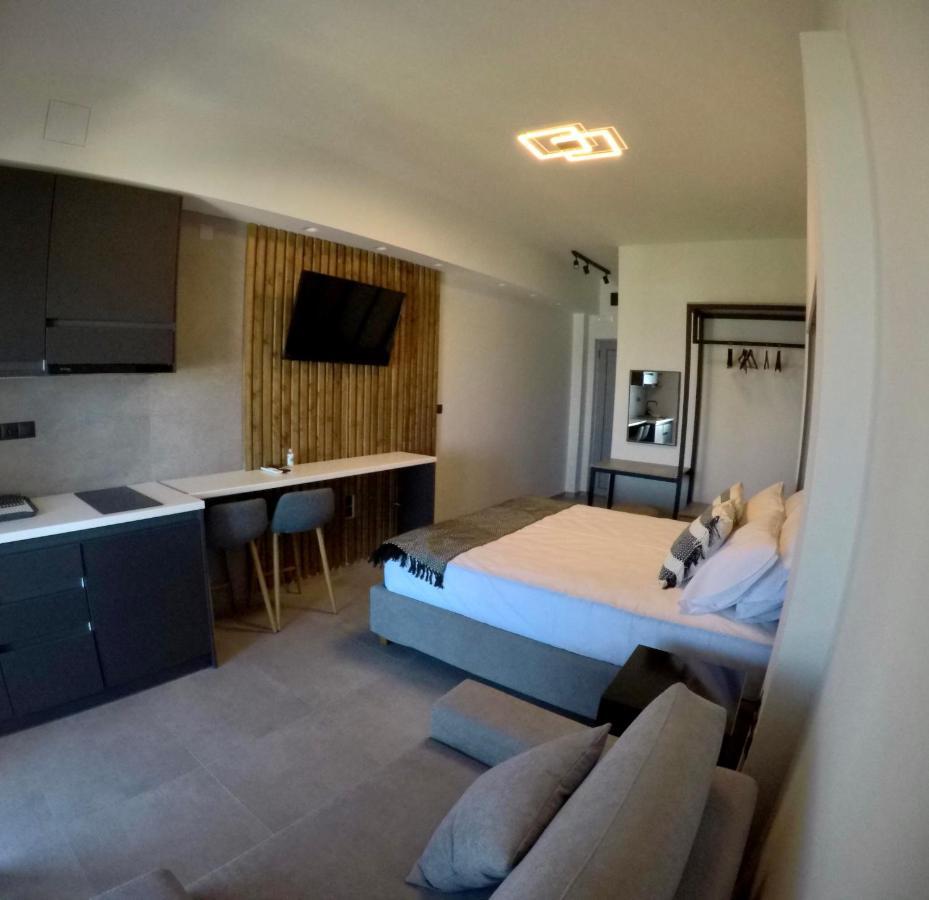 Aellw Cozy Apartment 1 Nea Thesi Buitenkant foto